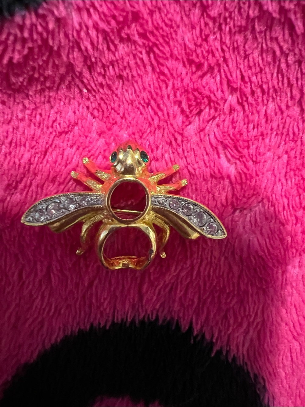 Gold Bee Brooch with Clear Crystal Wings - Women Jewelry vintage